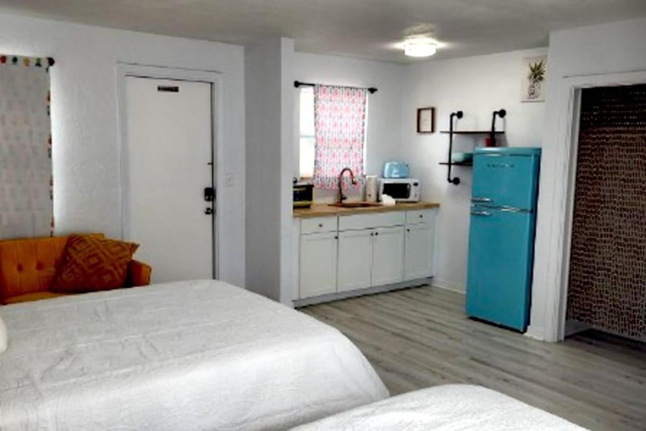 Pineapple Shores Inn Unit 1 Daytona Beach Exteriör bild